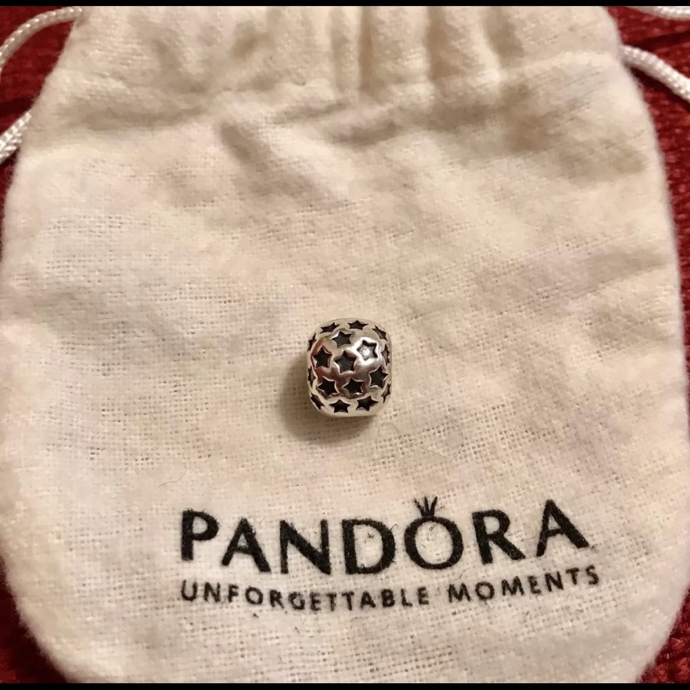 Pandora star clip retired